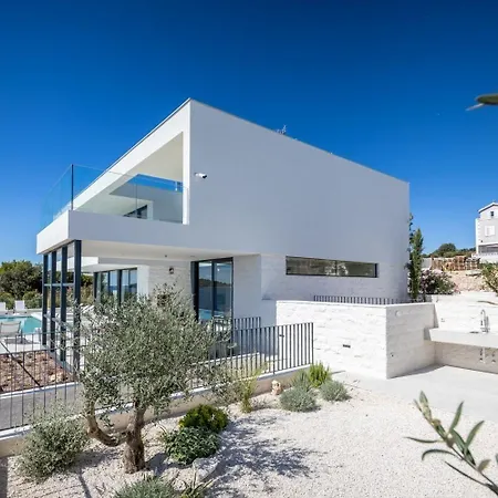 Ferienhaus Fur 10 Personen In Rogoznica, Dalmatien Norddalmatien *